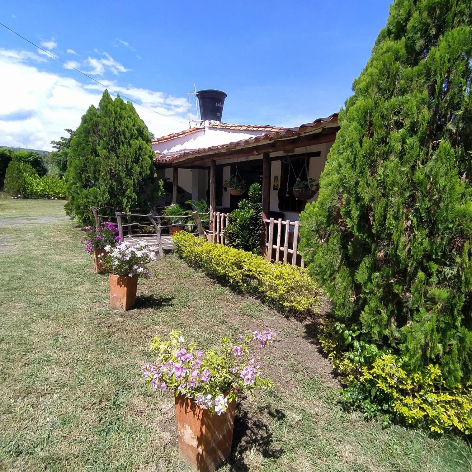 Hostal Sueno Real Campestre San Gil Buitenkant foto